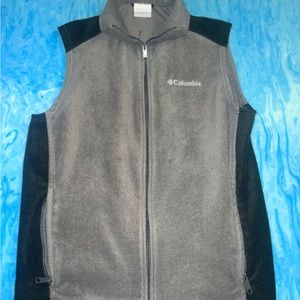 Gray and black Columbia Vest- Small- barely worn.
